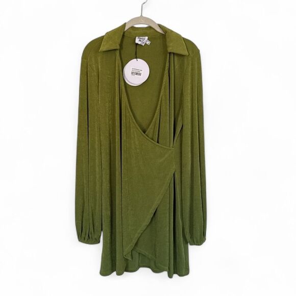 Princess Polly NWT Green Wrap Mini Dress Low Impact Stretch‎ Size 6 - Picture 2 of 8